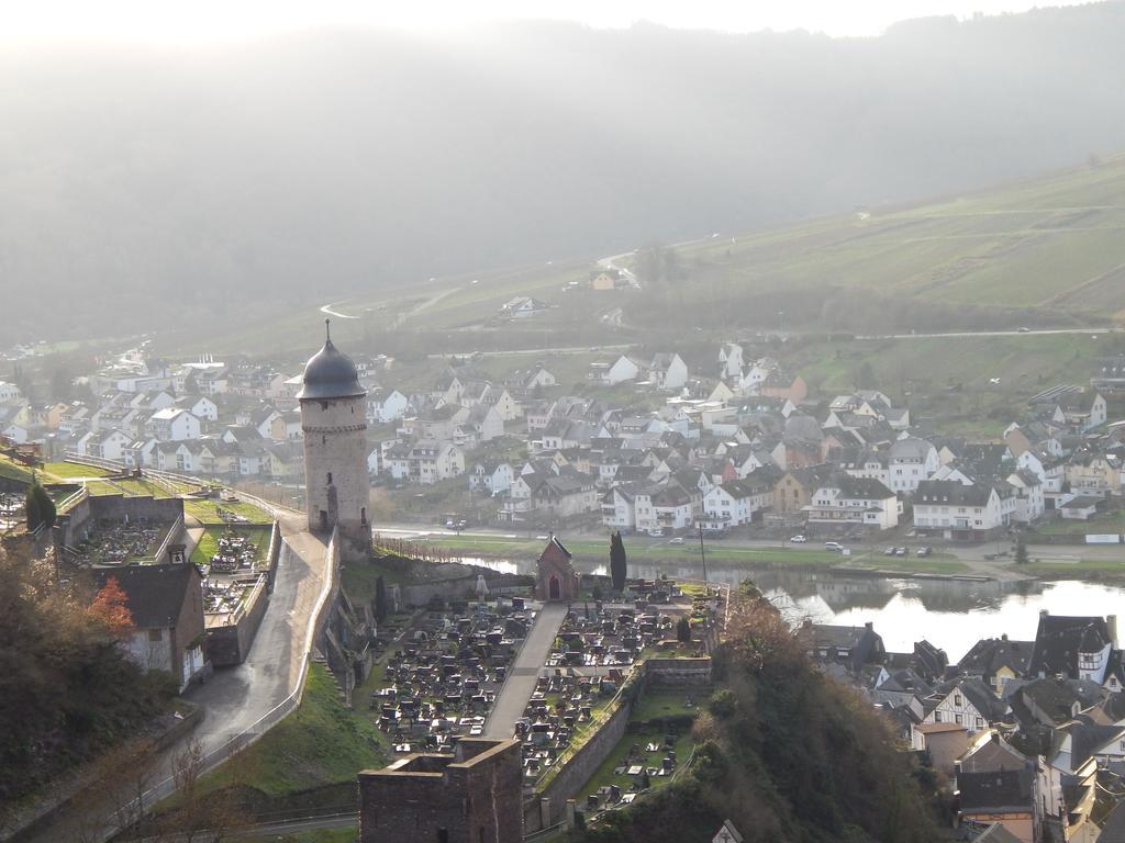 Hotel Ratskeller Zell an der Mosel Ngoại thất bức ảnh